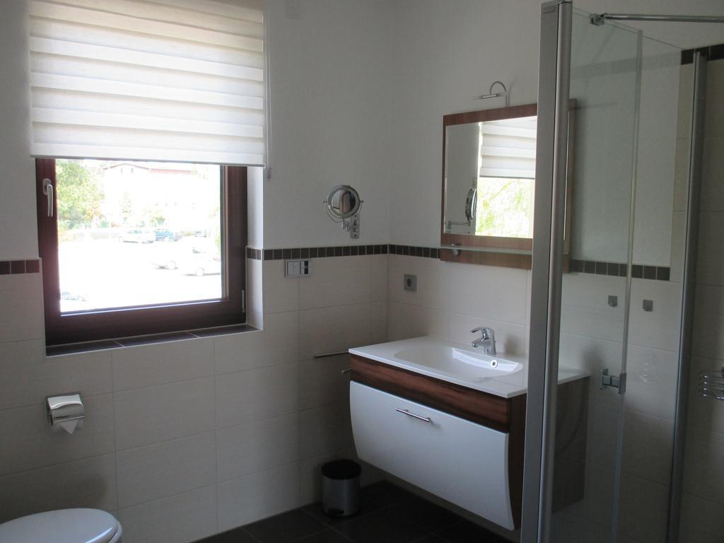 Ferienwohnung Im Herzen Von Peitz Ruang foto
